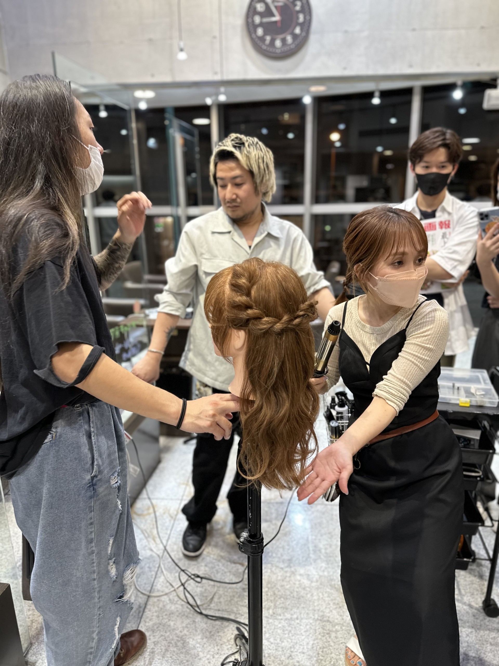 ヘアセット講習会 | 池袋の美容室・美容院 プリズム